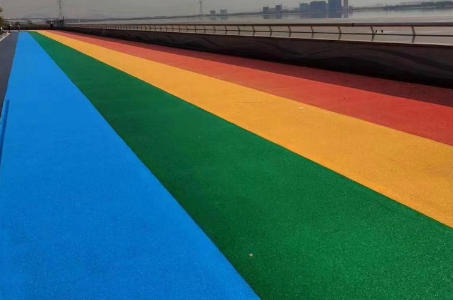 不同道路場(chǎng)景如何選十堰恐龍化工道路標(biāo)線涂料？